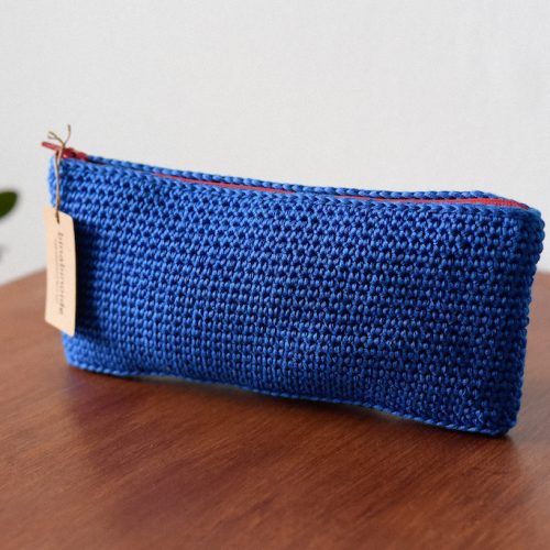 Crochet Wallet Miserável blue big