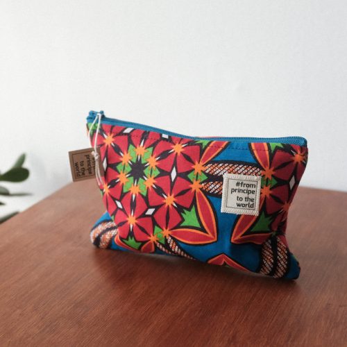 From Príncipe to the World – African pouches blue red orange green black