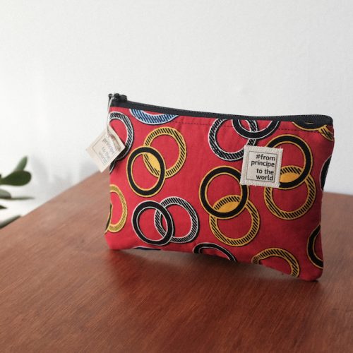 From Príncipe to the World – African pouches red black yellow