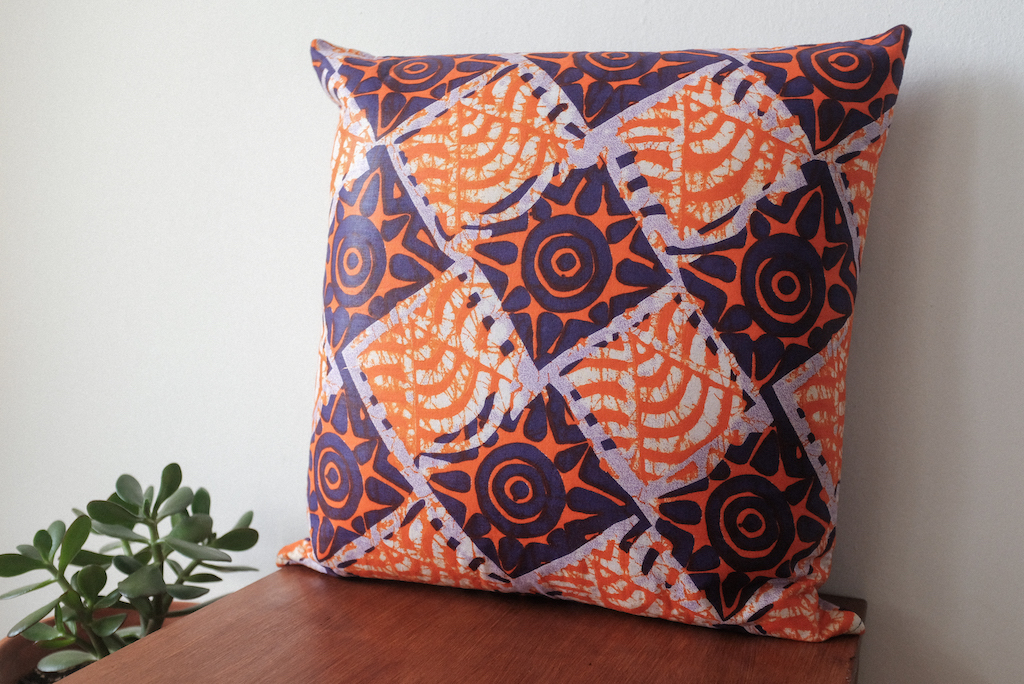 From Príncipe to the World – African pillow cover orange purple