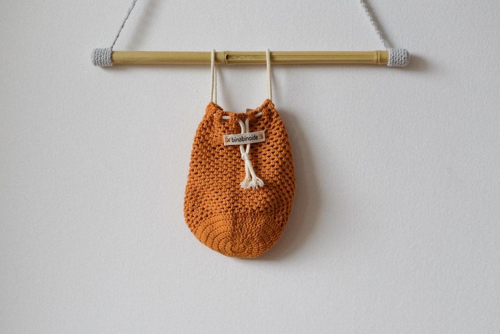 Crochet grocery bag orange cosmos
